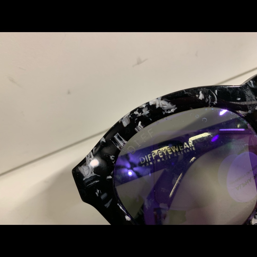 Diff Eyewear - image 3